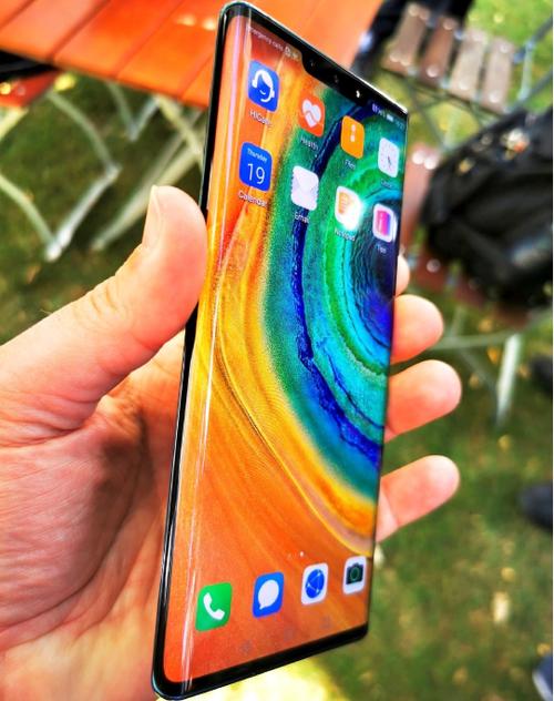 华为mate30pro屏幕镜像游戏截图