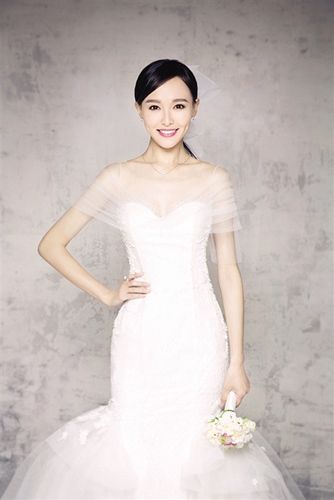 唐嫣早期写真视频婚纱缩略图