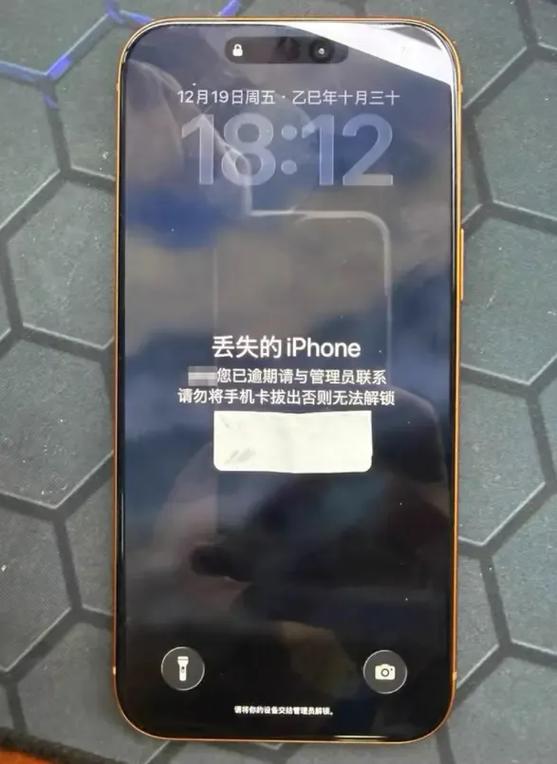 如何冻结第一行和第二行缩略图