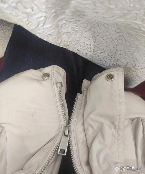 羽绒服拉链坏了游戏截图