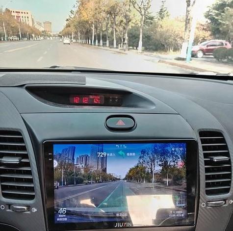 高德投影导航白天使用缩略图
