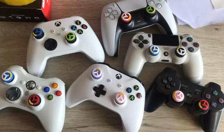 ps4手柄充电时灯不亮缩略图