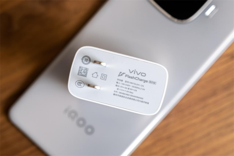 vivoiqoo原装充电器型号缩略图