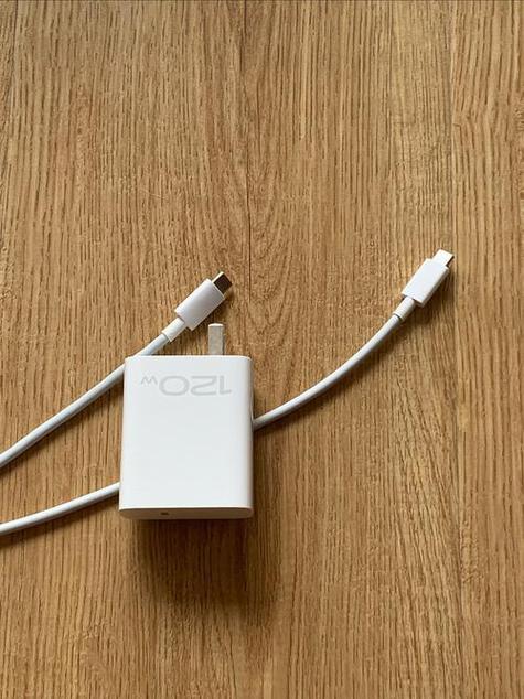 vivo最快多少w快充缩略图