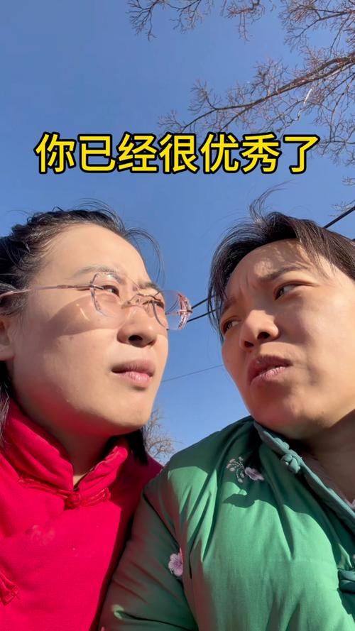 如何将缓存的视频保存到相册缩略图