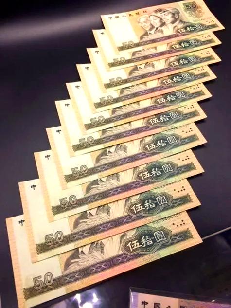 火箭价值多少人民币缩略图