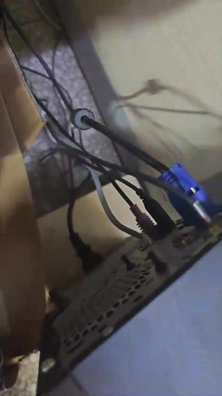 主机电源键按了没反应缩略图