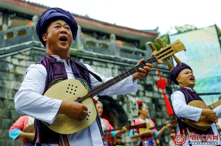 侗族琵琶调音教学视频游戏截图