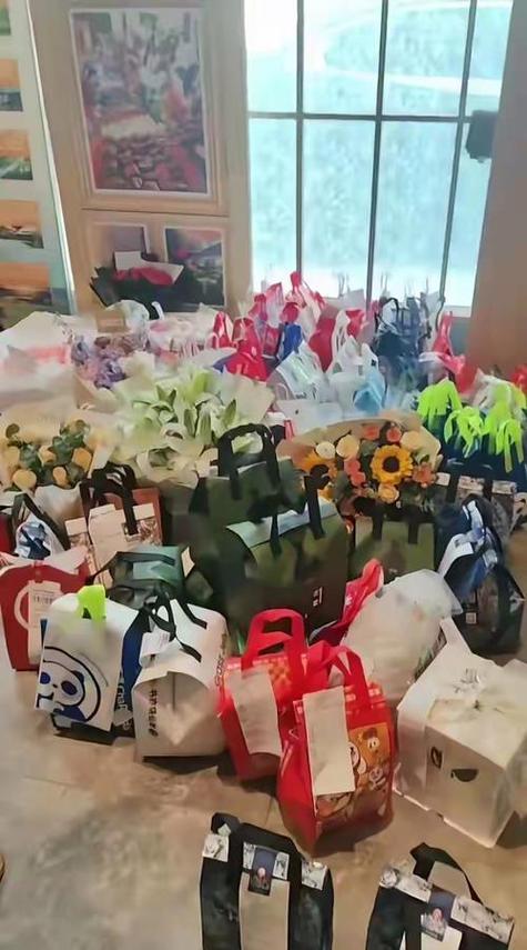 开花店一年能赚多少钱缩略图