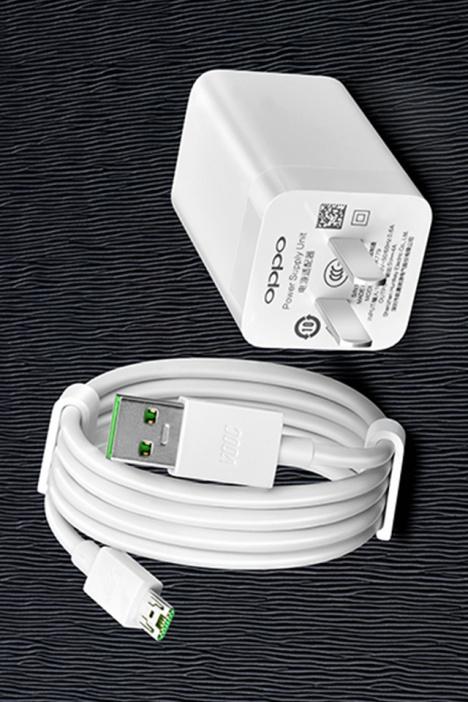 oppor11闪充多少V和A缩略图