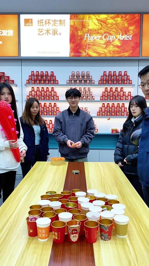 乒乓球投杯子解密游戏截图