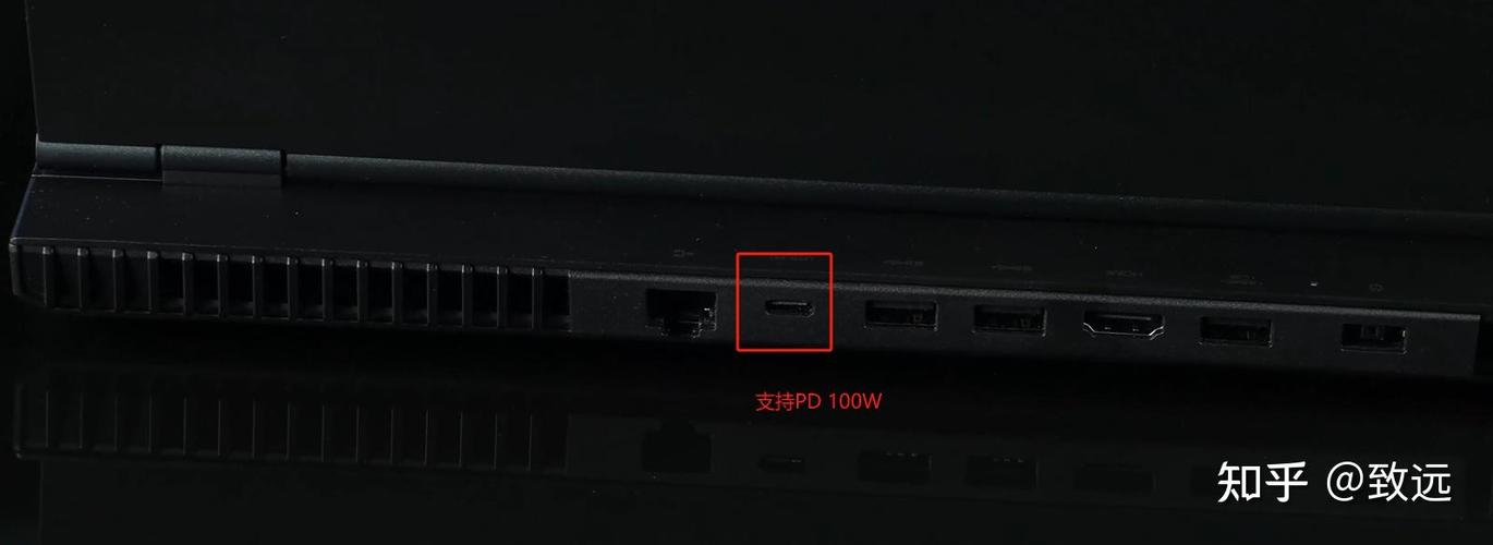 r7000笔记本接口USB接口游戏截图