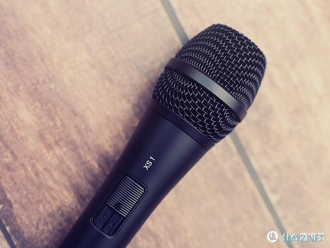 话筒一打开音响滋滋响图标
