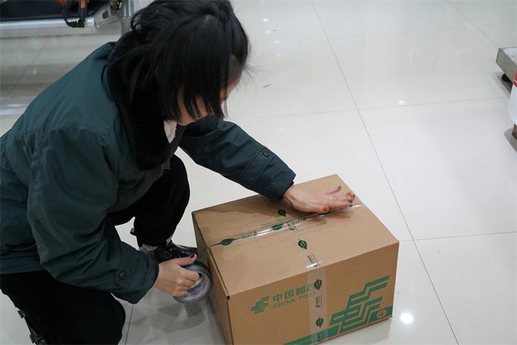 邮政快递寄件缩略图
