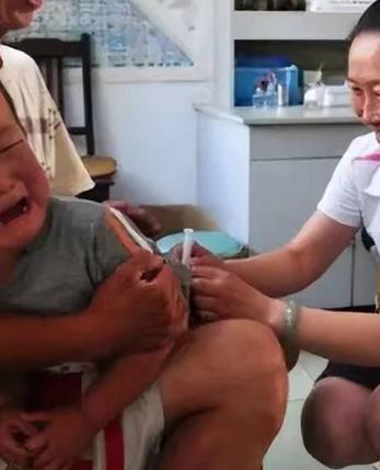 十岁小孩打屁股针缩略图