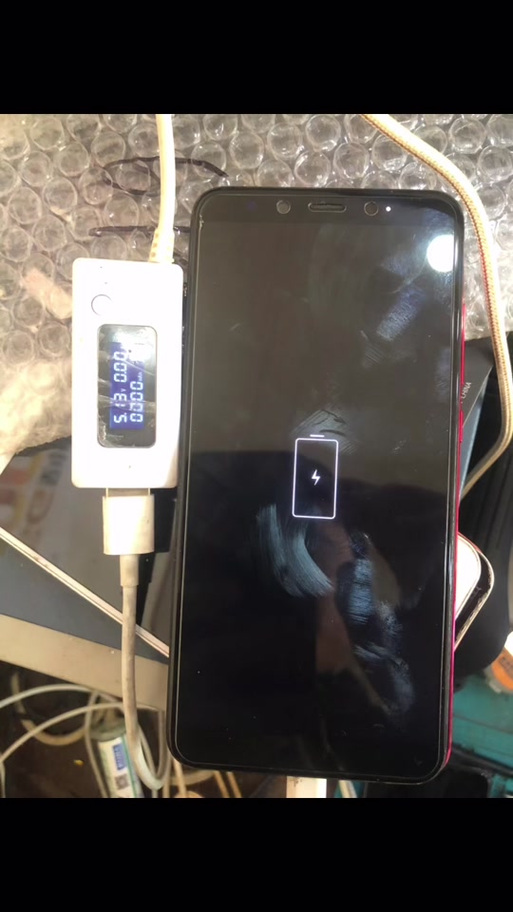 小米8充电反复断开缩略图