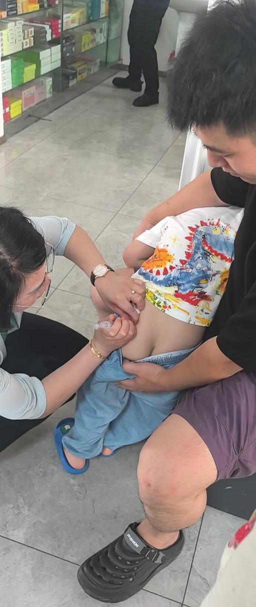 打针游戏小孩打针屁股针游戏截图