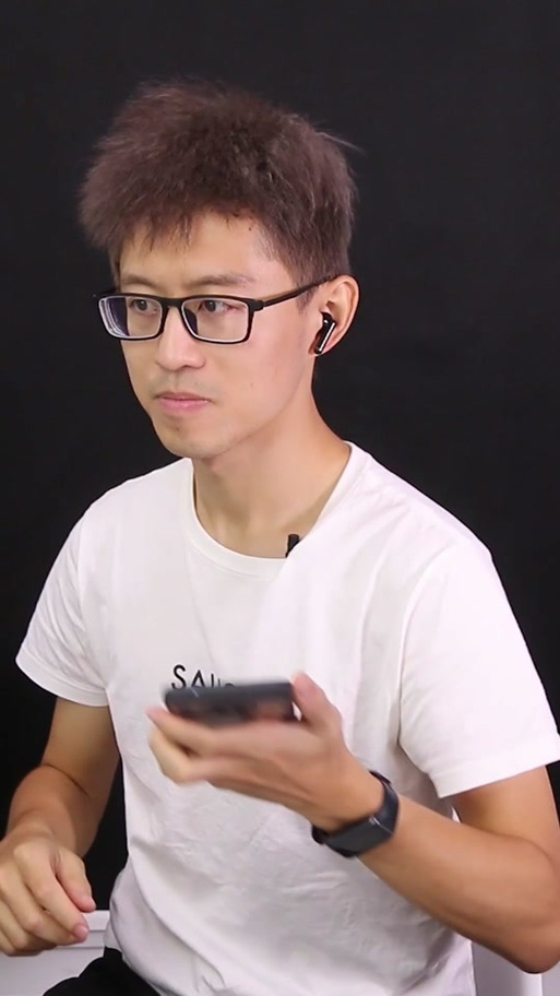cf插上耳机还是外放缩略图