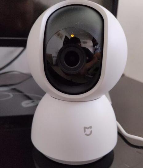 监控摄像头亮黄灯是什么情况缩略图