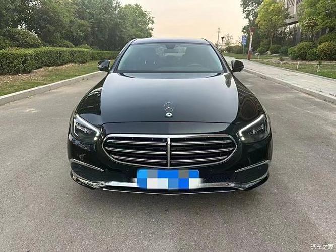 奔驰e300有几种颜色缩略图