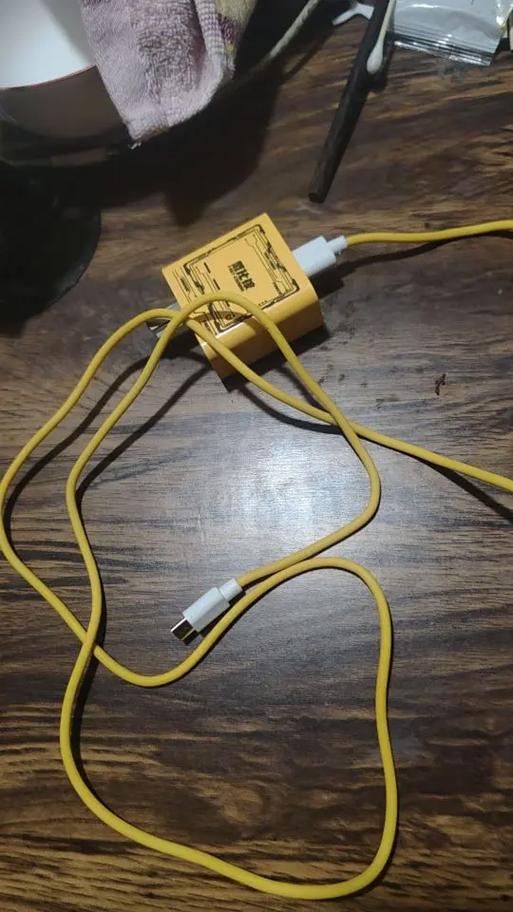 充电线断断续续缩略图