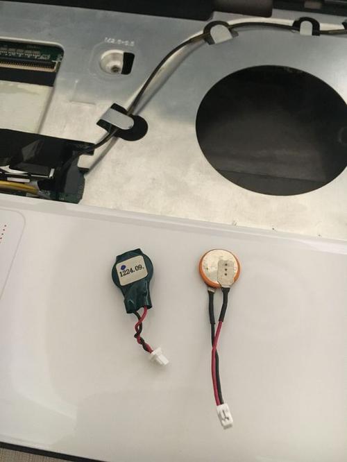 联想y450换bios电池缩略图