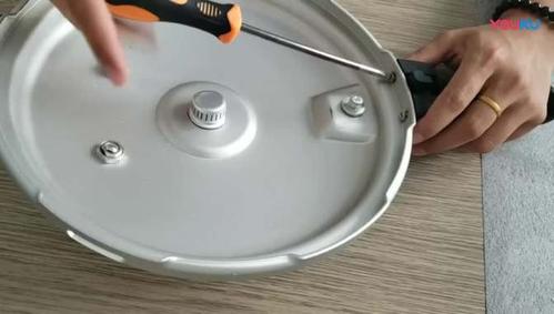 炒菜锅把手断了怎么办图标