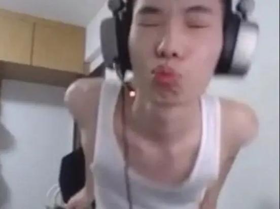 鲨鱼直播网站游戏截图