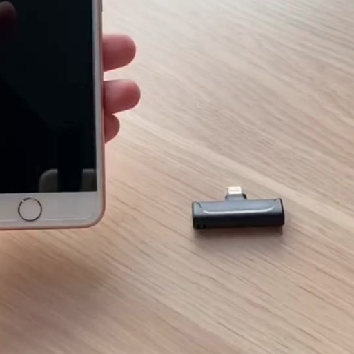 麦克风总是一闪一闪游戏截图