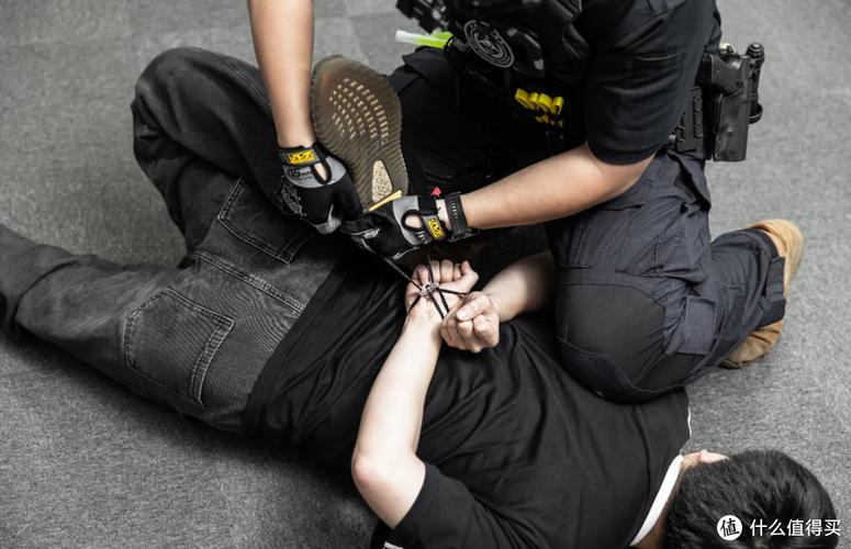 阿拉警察怎么解除绑定身份证缩略图