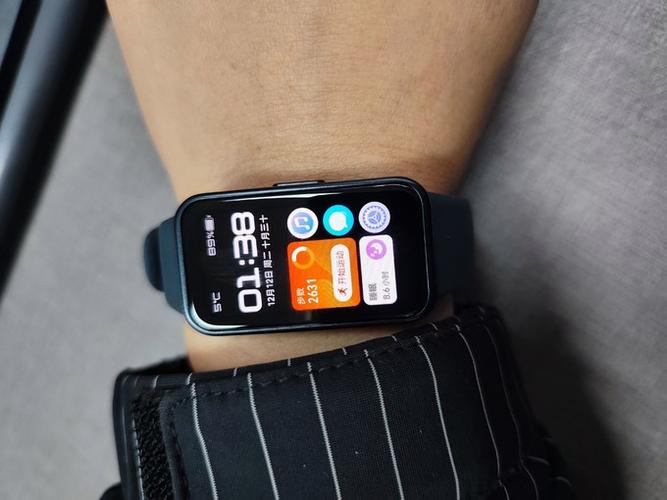 华为手环8小米手环8游戏截图
