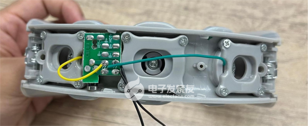 颈椎按摩仪拆卸图解缩略图