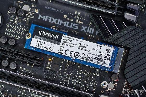 r7000有几个m2接口缩略图