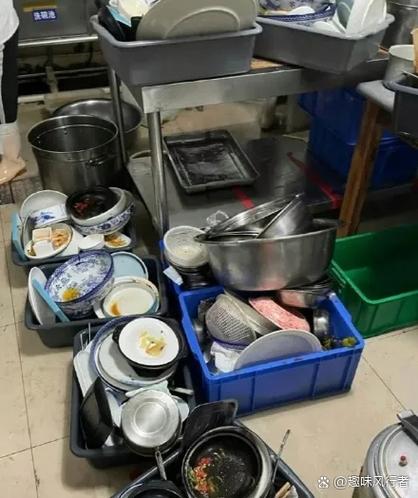 去香港做洗碗工多少钱一个月缩略图