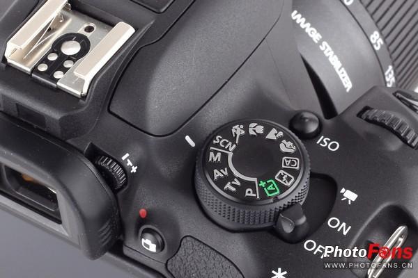 佳能eos700d开机键缩略图