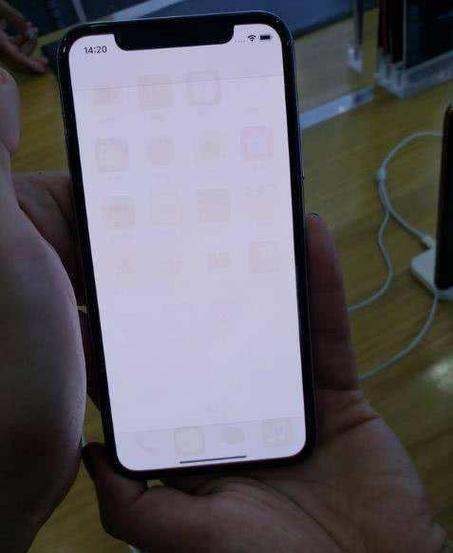 三星息屏显示会烧屏吗游戏截图