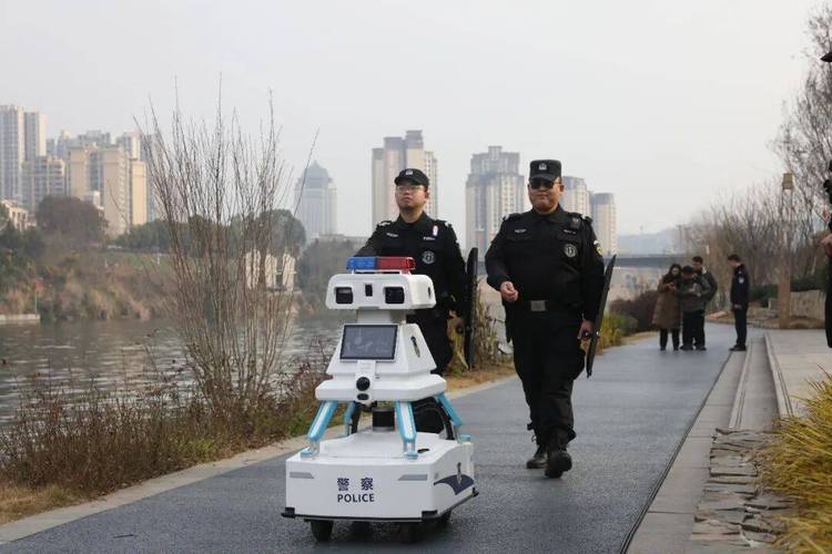 警察的警服谁来洗图标